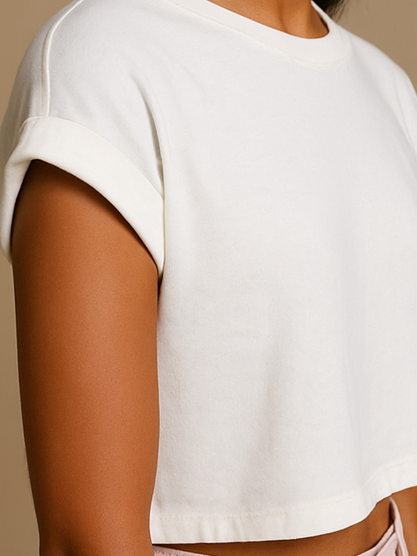 100% ORGANIC COTTON CROP TOP - Almônd